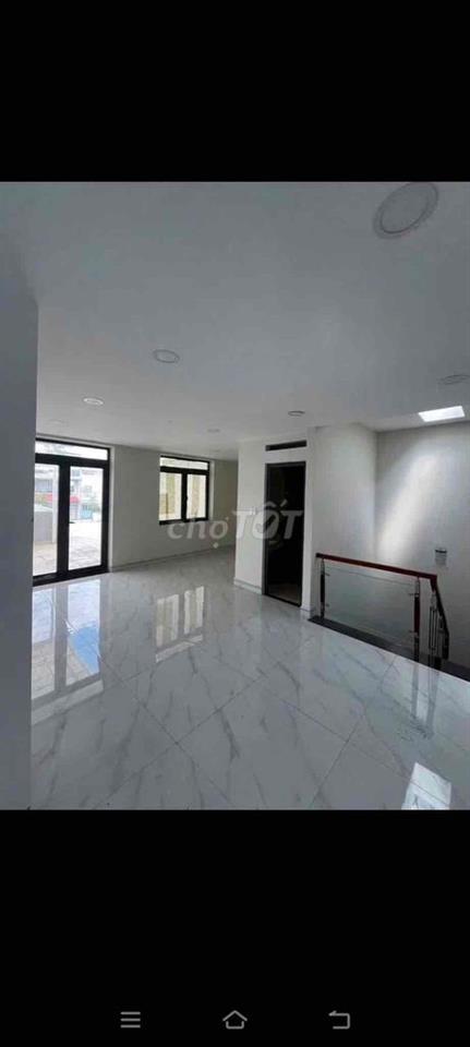 NHÀ GỐC MT KD ĐƯỜNG 1 khu Tên Lửa 6x20,3 Lầu Trống Suốt