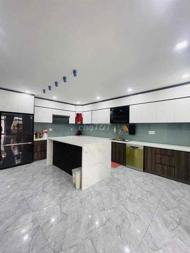 Biệt Thự gốc 2 Mặt tiền Full nội thất khu Tên Lửa