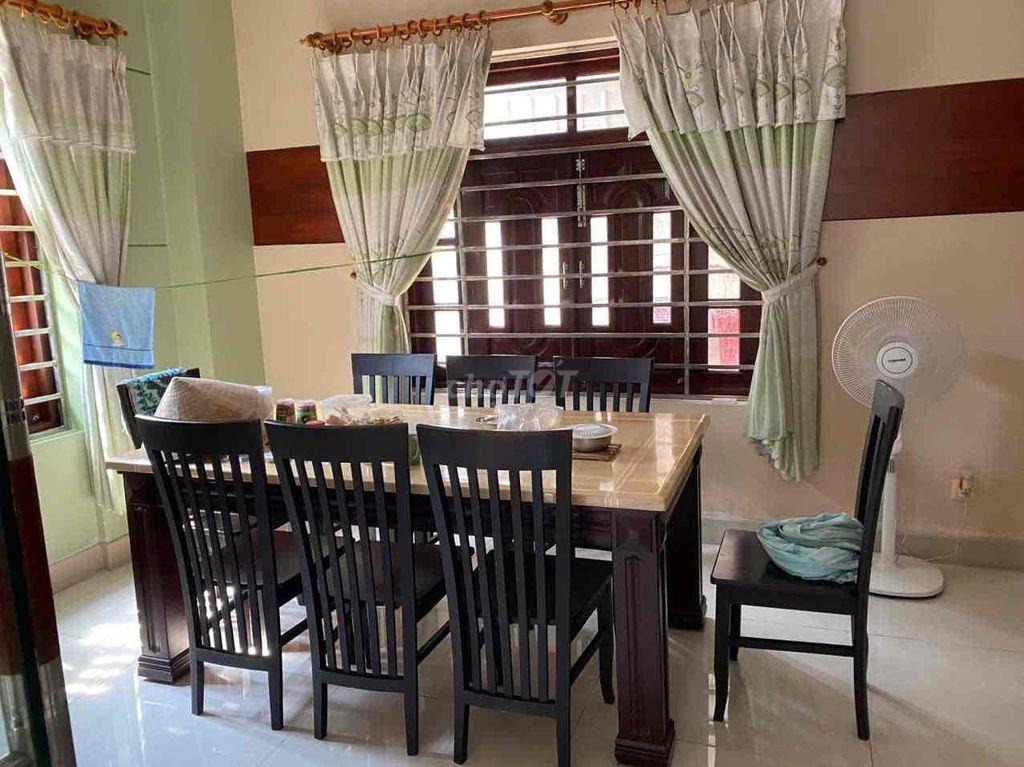 BIỆT THỰ ĐỐI DIỆN CÔNG VIÊN 200m2 FUll NỘI THẤT