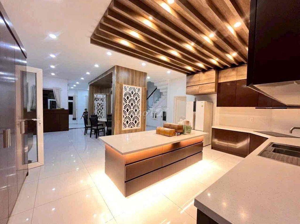 Biệt Thự gốc 2 MT khu Aeon Tên Lửa  Full nội thất