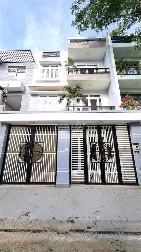 Villa khu Aeon Tên Lửa 8x14,2 Lầu ,5 PN Full nội thất