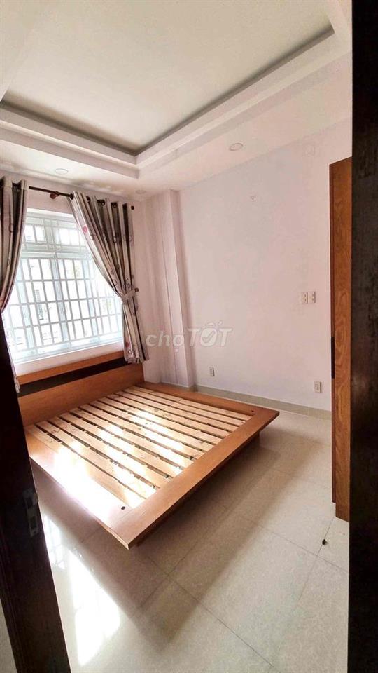 Villa khu Aeon Tên Lửa 8x14,2 Lầu ,5 PN Full nội thất