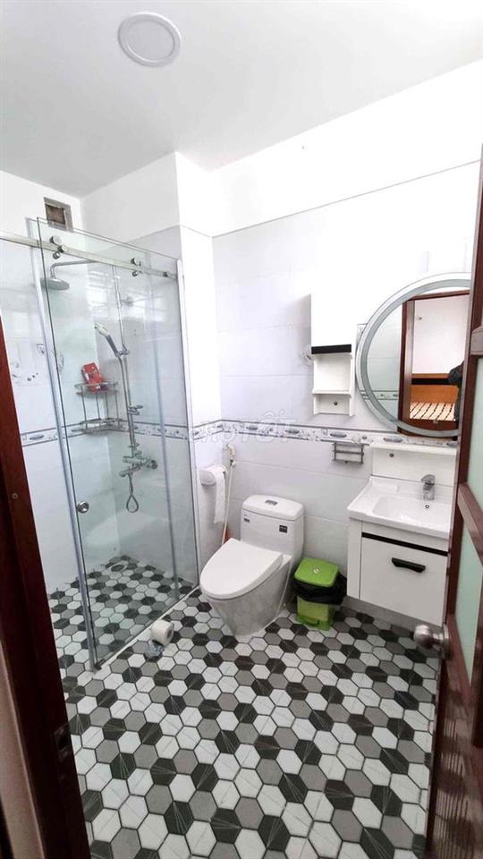 Villa khu Aeon Tên Lửa 8x14,2 Lầu ,5 PN Full nội thất