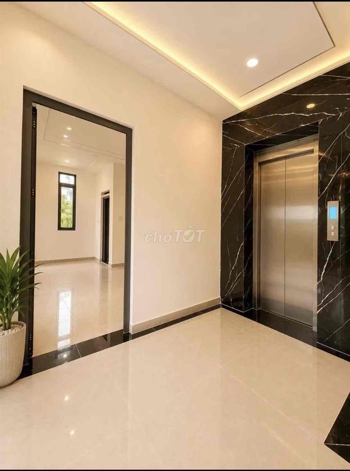 Nhà Gốc 2 MT khu Aeon Tên Lửa 5x20,3 Lầu ,6 P, thang máy