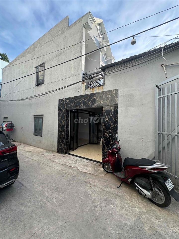 Bán nhà sổ riêng 3 lô, mỗi lô 4x20 tại đường 399/39A Bình Thành, BHH