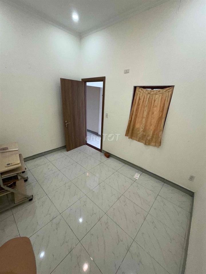 Bán nhà 80m2, có 2 mặt tiền tại chợ Bình thành, Bình hưng hoà B, BT