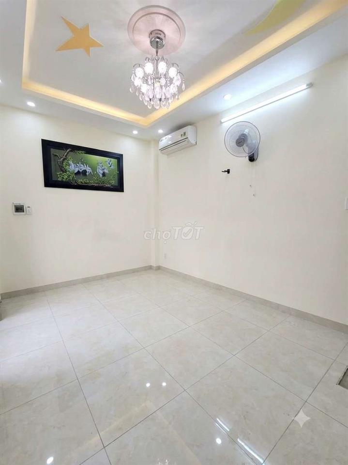 CHỈ NHỈNH 4 TỸ, (4×15) 2 TẦNG - 3PN, HXH TỚI CỬA - SHR - BÌNH TÂN