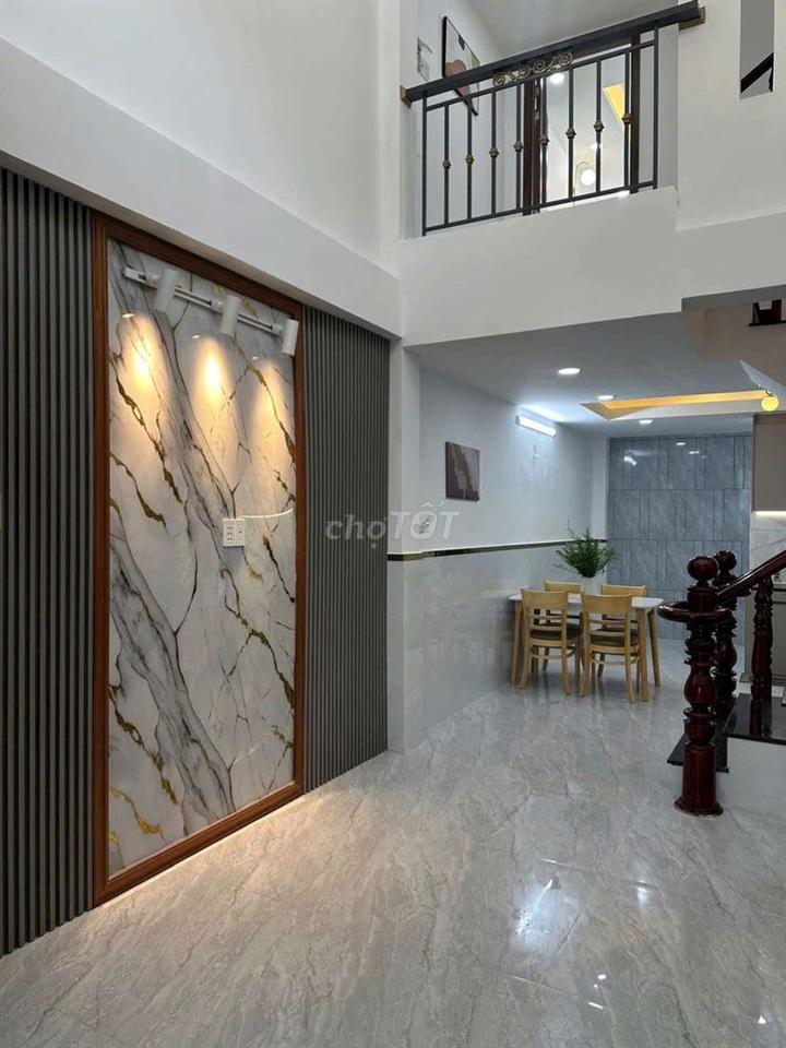 305// LÊ VĂN QUỚI - NHÀ 1 LỬNG 2 LẦU XÂY MỚI - 4 PN - HẺM OTO