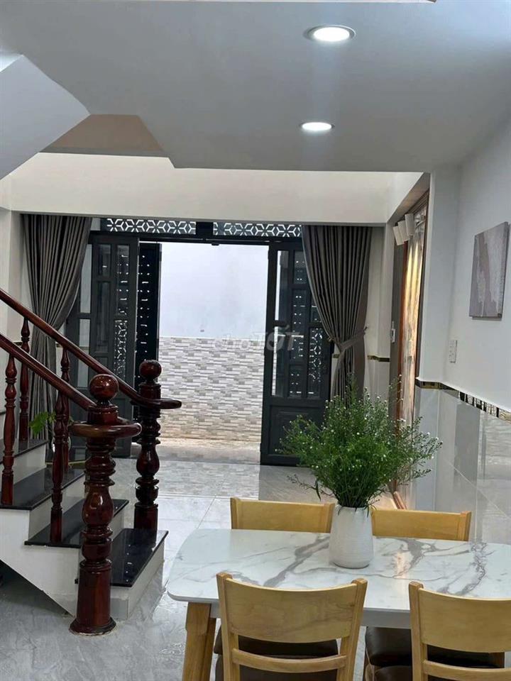 305// LÊ VĂN QUỚI - NHÀ 1 LỬNG 2 LẦU XÂY MỚI - 4 PN - HẺM OTO