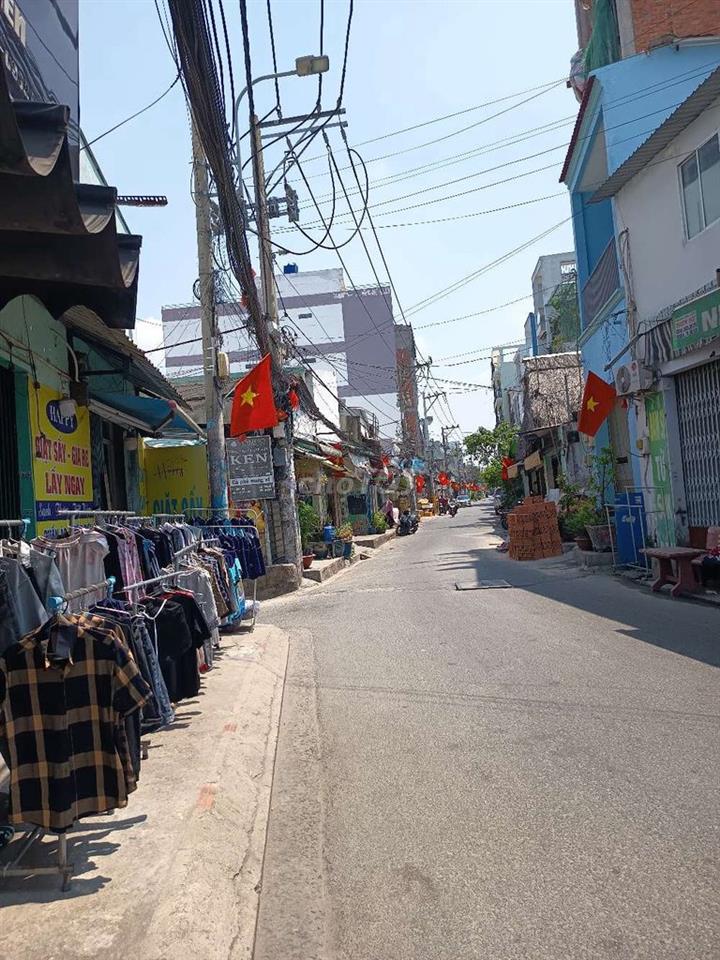 BÁN NHÀ TỈNH LỘ 10, TÊN LỬA, BÌNH TÂN, HXH, SHR, 50M², 2- 3 PN,4,75 TỶ