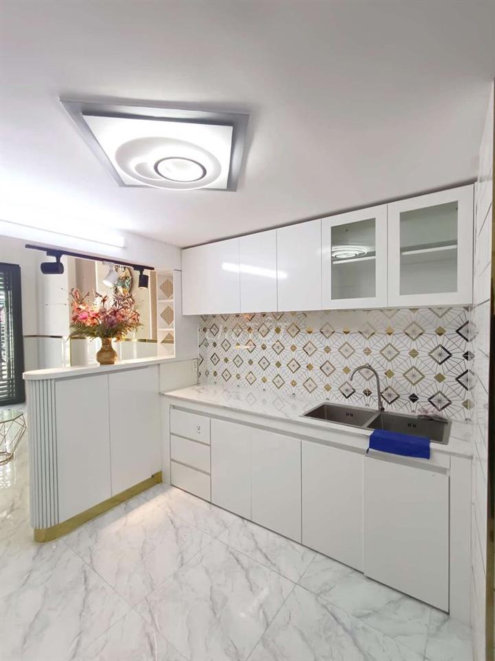 Bán nhà MTKD khu Tên Lửa - SHR - 3 tầng - 42m2 - 3PN - 3,69 tỷ