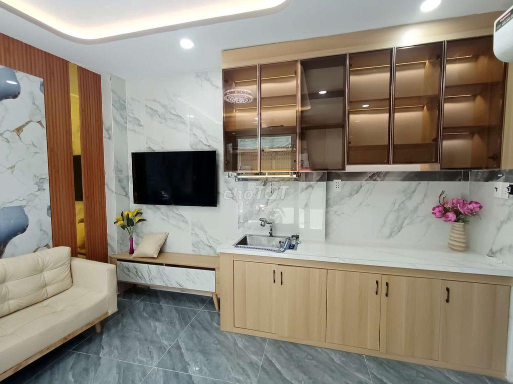 Bán Nhà MTKD đối diện bến xe Miền Tây - 3 Tầng - SHR - 30m2 