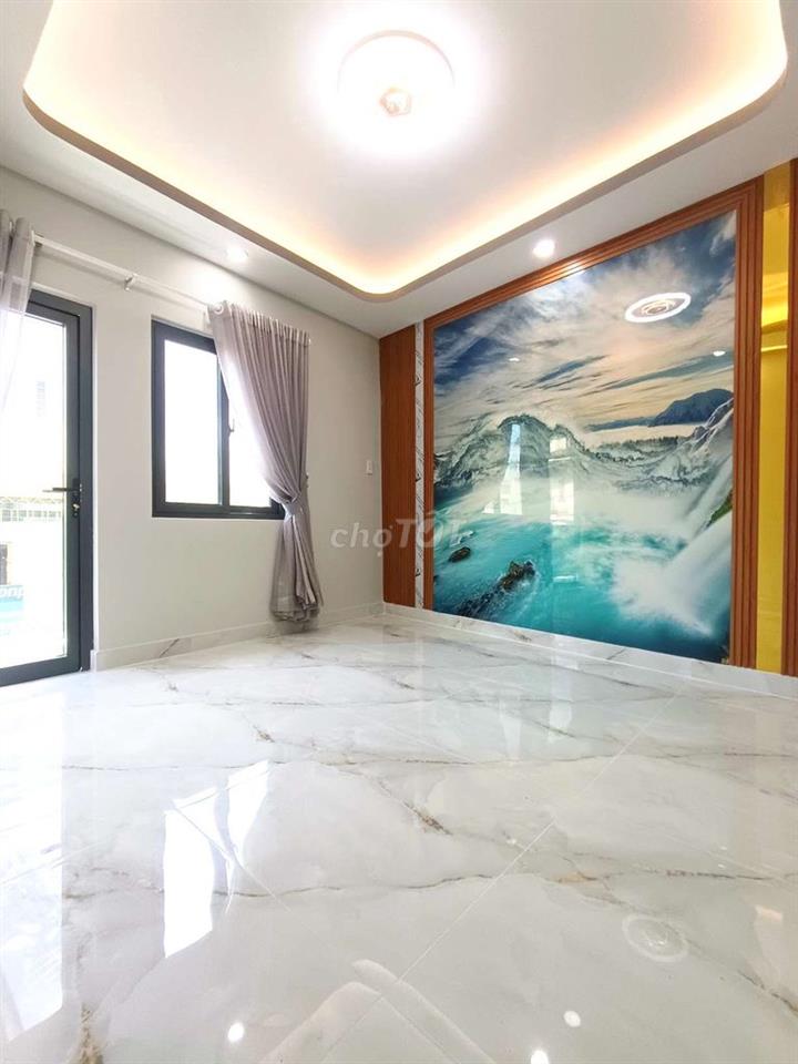 Bán Nhà MTKD đối diện bến xe Miền Tây - 3 Tầng - SHR - 30m2 