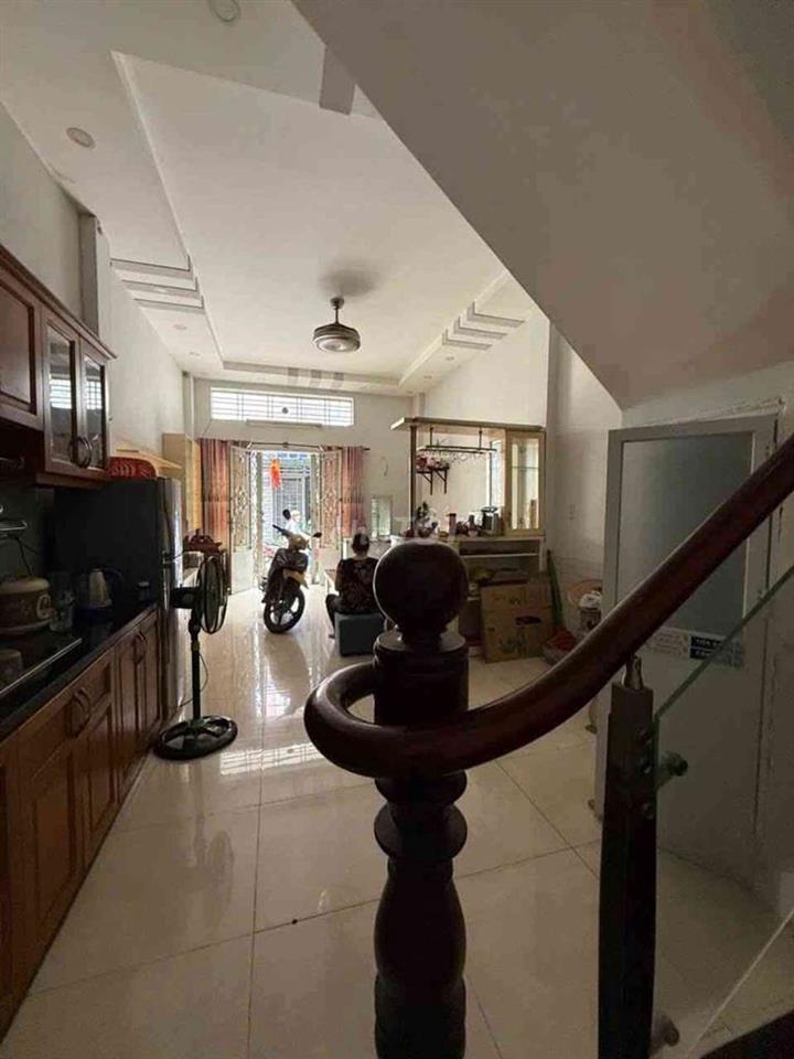 chủ cần bán gấp,nhà quang trung gò vấp