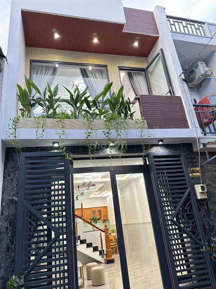 BÁN NHÀ 4PN SHR 82M2 NGAY Lê Đại HÀNH, 200M TỚI CV PHÚ THỌ || QUẬN 11