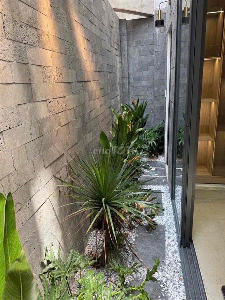 Nhà Mới 4 Tấm Lô Tư Ngang 6m Sát Quận Tân Phú Hạ 300Tr