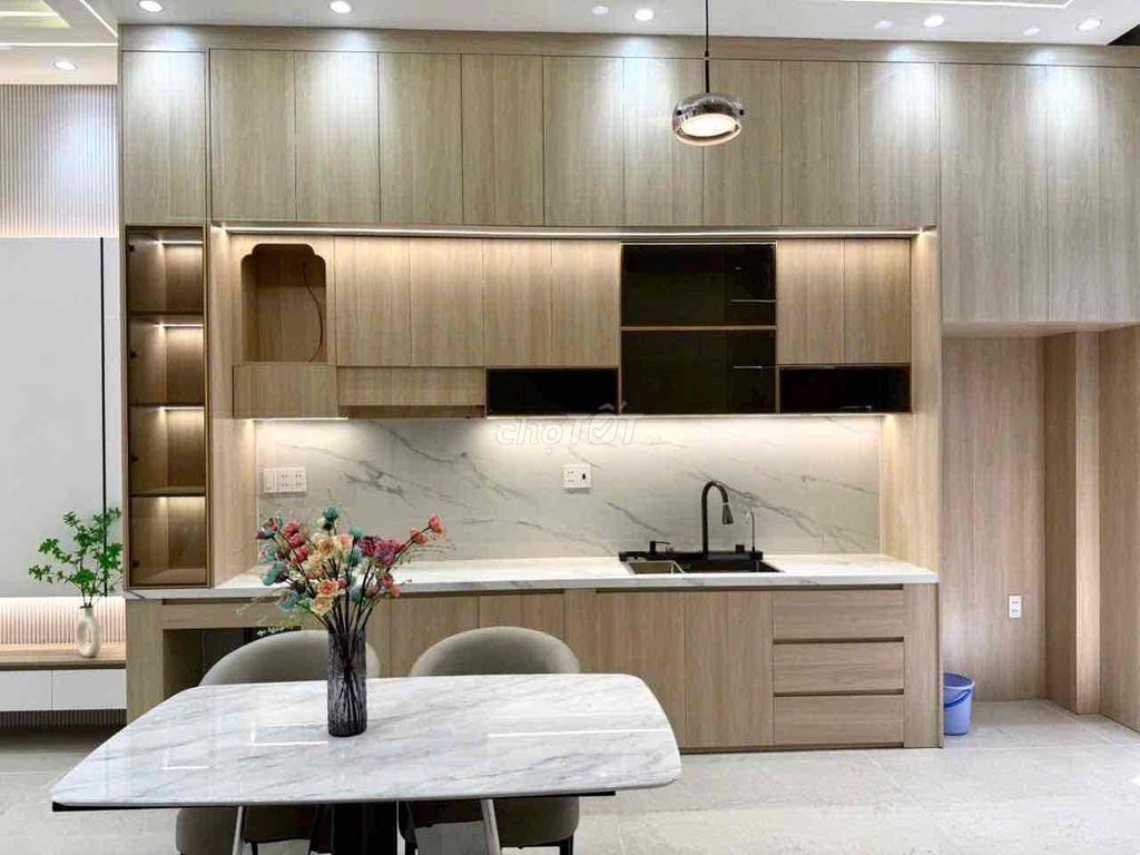 Nhà Mới 4 Tấm Lô Tư Ngang 6m Sát Quận Tân Phú Hạ 300Tr