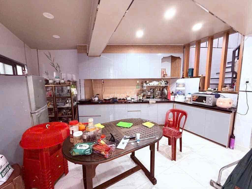 Ngang 8 x 12 - Chỉ 4.3 Tỷ - Hẻm Xe Tải, Bình Trị Đông, Tân Hoà Đông