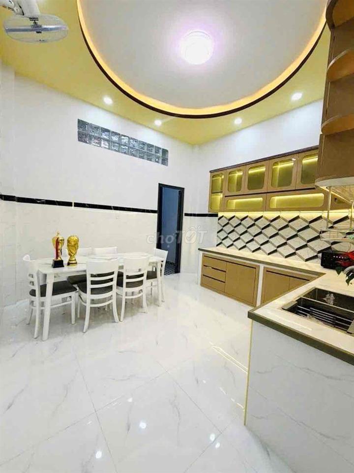 3 Tầng Đẹp - 4x16m - Nhỉnh 6 Tỷ - Gần Công Viên Phú Lâm