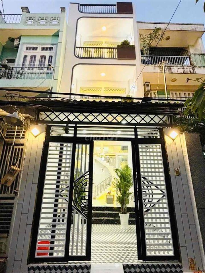 3 Tầng Đẹp - 4x16m - Nhỉnh 6 Tỷ - Gần Công Viên Phú Lâm