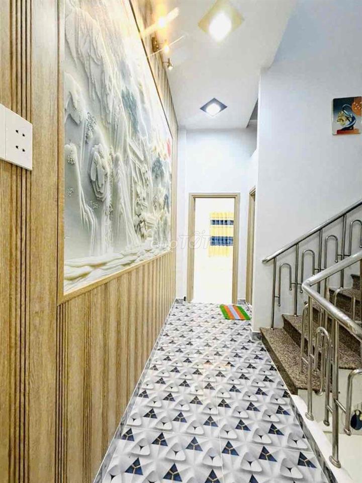 3 Tầng Đẹp - 4x16m - Nhỉnh 6 Tỷ - Gần Công Viên Phú Lâm