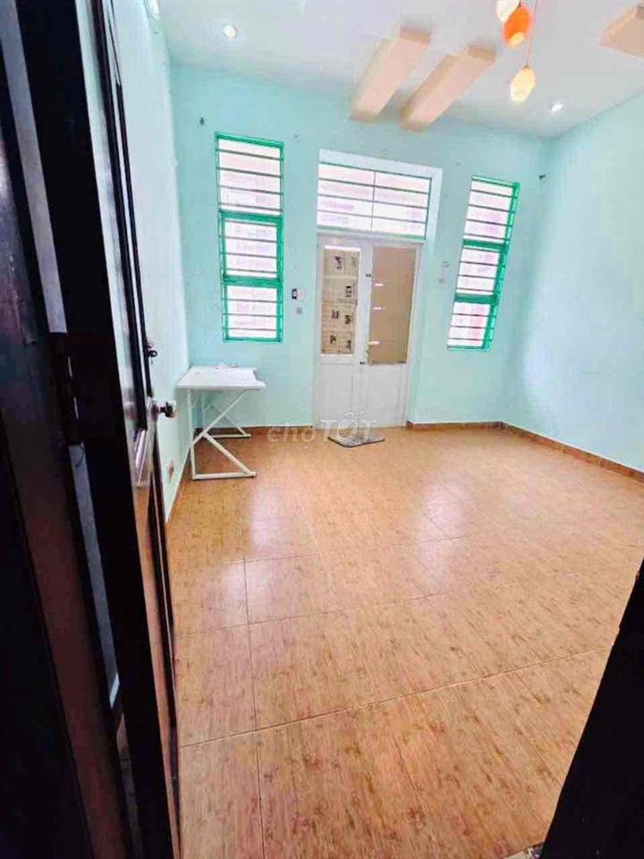 Nhà 4 x 23 - Chỉ 5.x Tỷ - Hẻm Xe Tải Thông - Đường Phan Anh