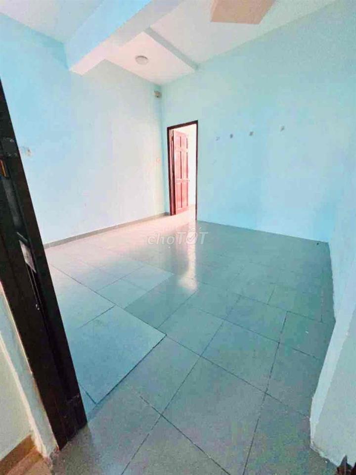 Nhà 4 x 23 - Chỉ 5.x Tỷ - Hẻm Xe Tải Thông - Đường Phan Anh