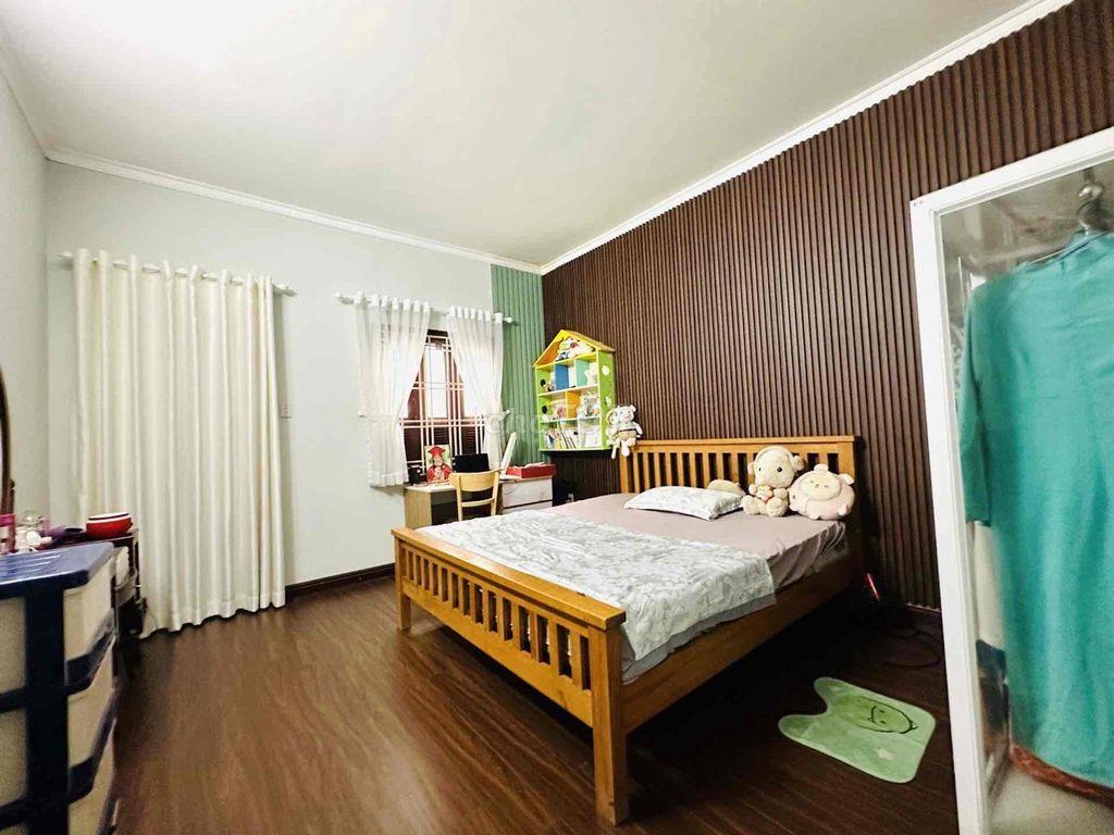 NHÀ 4 X 15 - CHỈ 4.7 TY -  HẺM Ô TÔ - AEON TÂN PHÚ