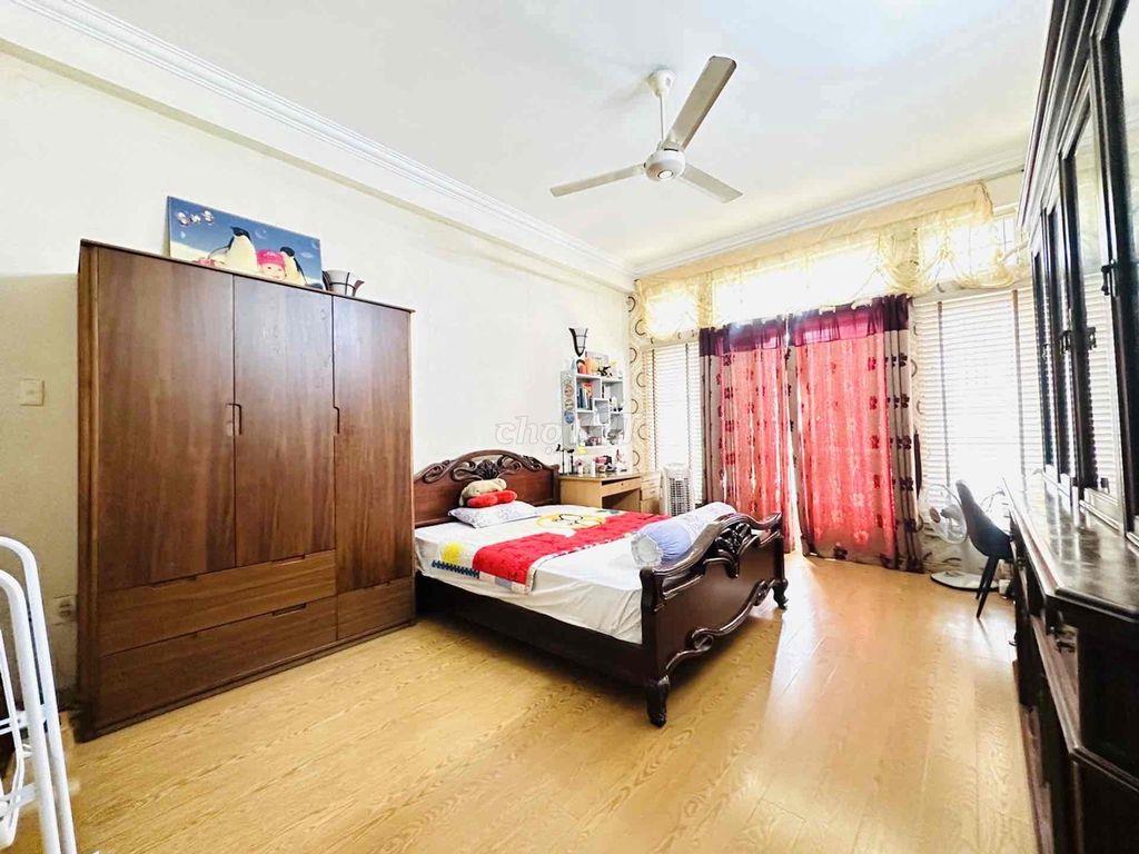 NHÀ 4 X 15 - CHỈ 4.7 TY -  HẺM Ô TÔ - AEON TÂN PHÚ