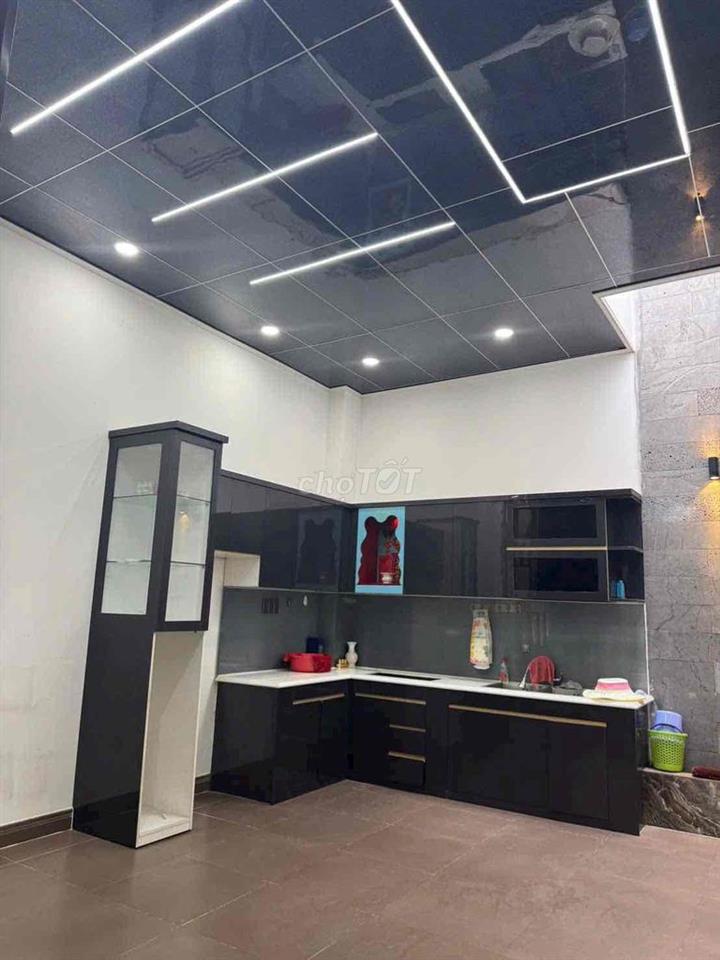 Cần bán nhà chính chủ SHR