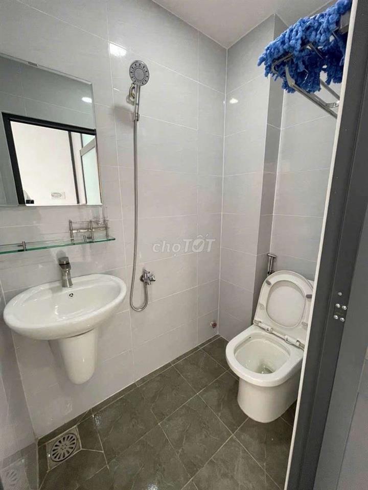 Nhà đẹp ở ngay Giá 2.1 tỷ Tân Hòa Đông  Q6