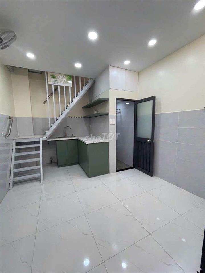 Nhà đẹp ở ngay Giá 2.1 tỷ Tân Hòa Đông  Q6