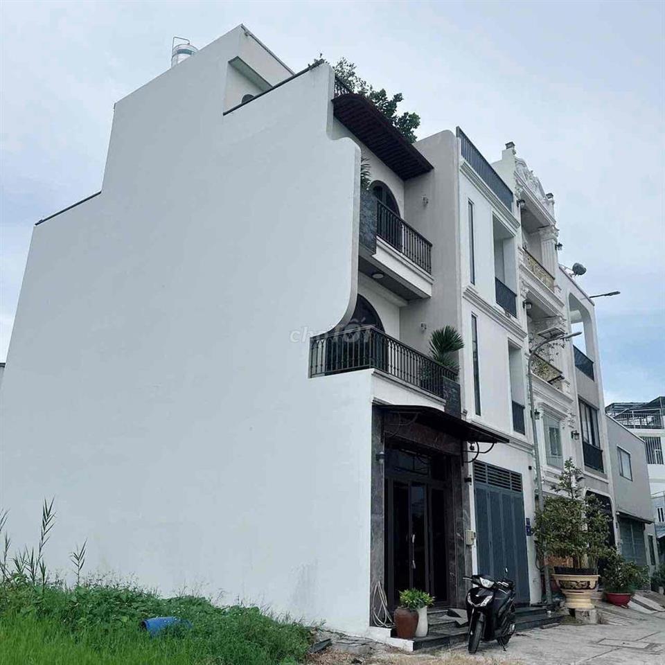 Nhà chính chủ