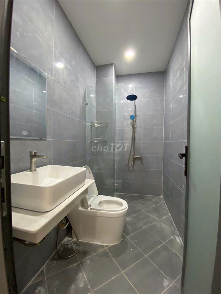 Chính chủ bán nhà 1T1L 2PN, 2WC, sổ riêng, công chứng ngay –Hồ Học Lãm