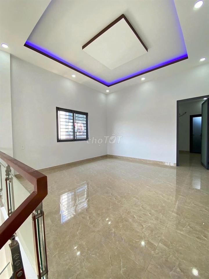 Chính chủ bán nhà 1T1L 2PN, 2WC, sổ riêng, công chứng ngay –Hồ Học Lãm