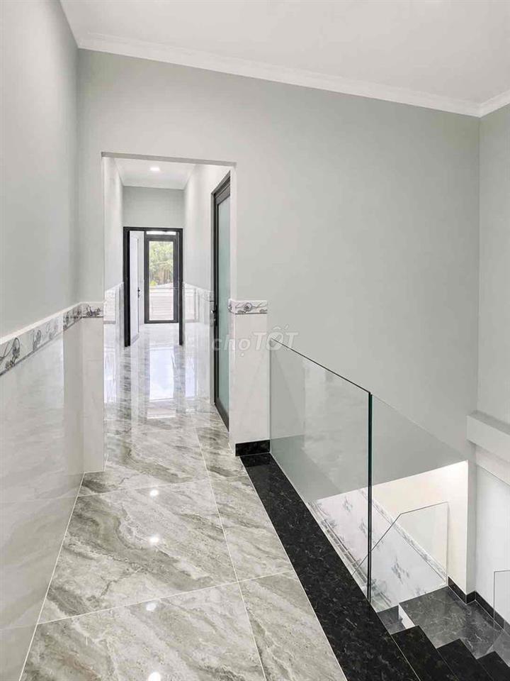 NHÀ MỚI 72M² (4x18m) – 3PN – HẺM XE HƠI