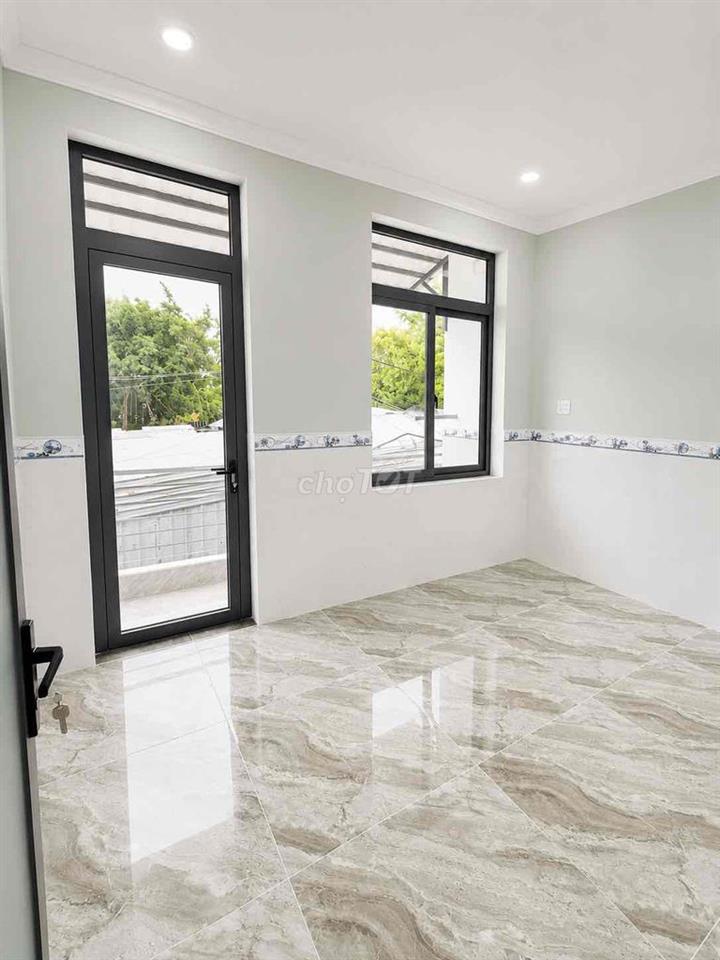 NHÀ MỚI 72M² (4x18m) – 3PN – HẺM XE HƠI