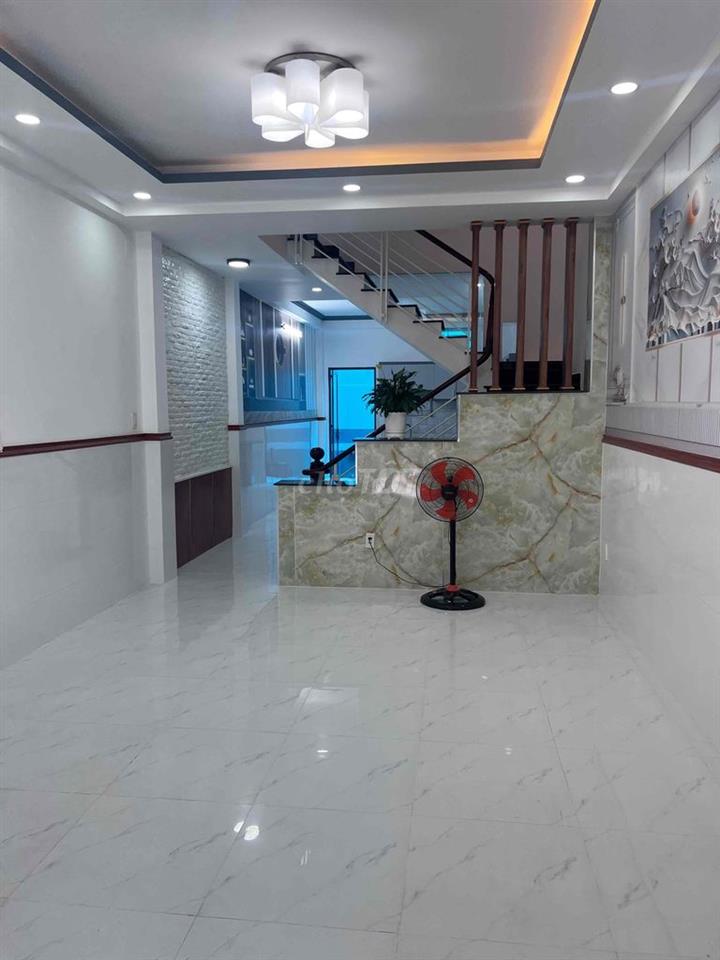 Bán nhà gấp đường liên khu 4/5 Bình hưng hoà, Bình Tân , gần gò mây, g