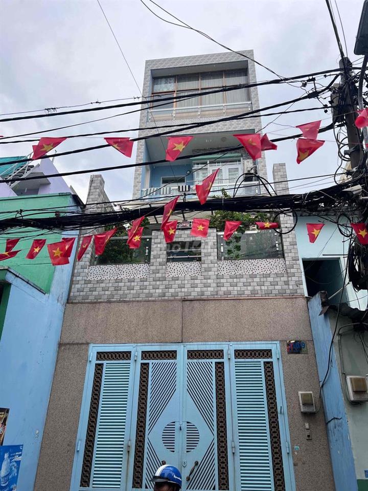 Bán nhà chính chủ sổ hồng riêng quận 11 cách đầm sen 3 phút