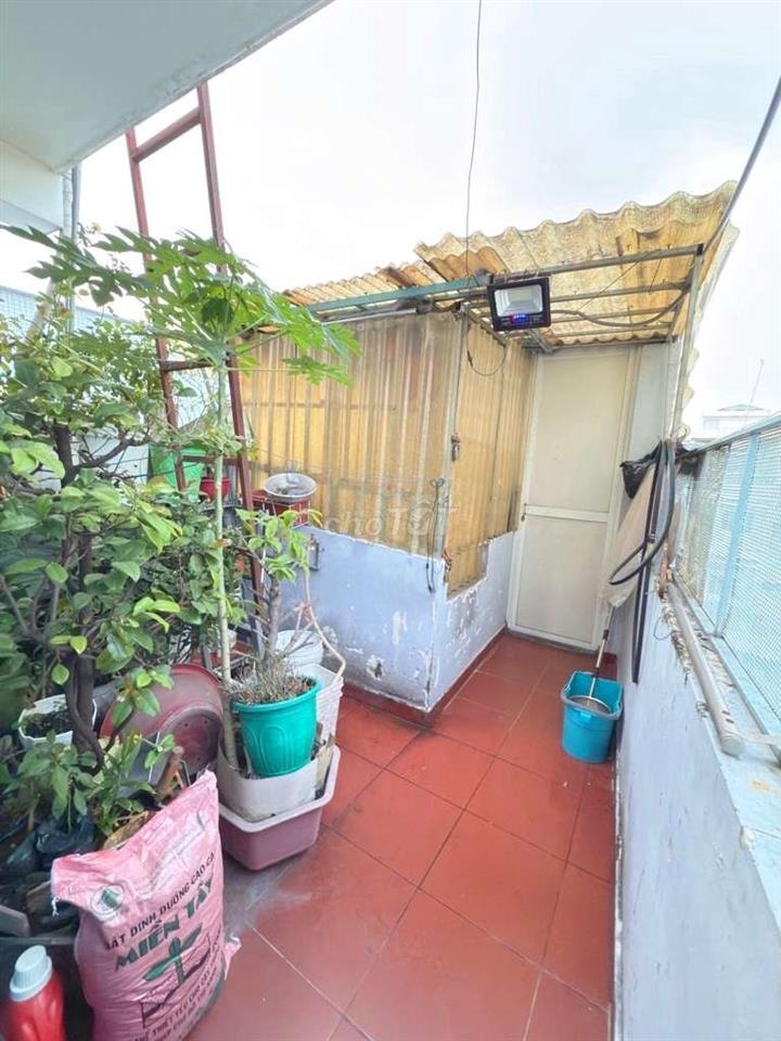 Nhà Q6 - 65m2- 5PN - phù hợp GĐ đông thành viên