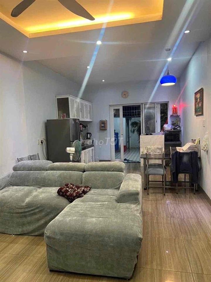 Bán Nhà Đường 6M Khu Y Tế Kỹ Thuật Cao 108m2 7.49 Tỷ 4 Tầng