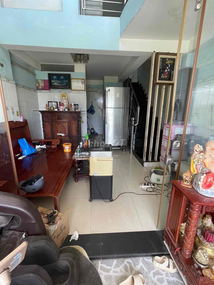 Cần bán nhà Bình Tân mặt tiền kênh lớn nhất tphcm đang hoàn thiện