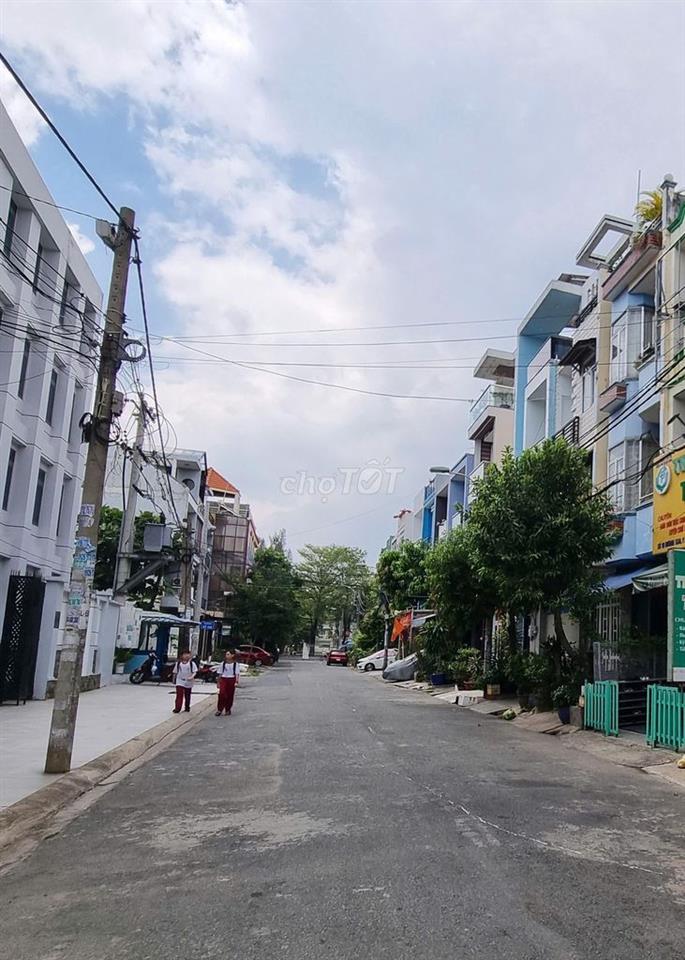 Cần bán nhà mặt tiền đường số khu tên lửa