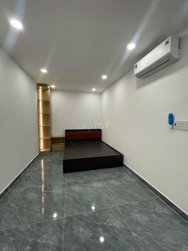 NHÀ MỚI 60m2 FULL NỘITHẤT,GẦN MẶT TIỀN,SÁT TÊN LỬA.CHỈ 4,98 TỶ TL
