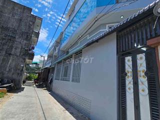 Căn góc 2 mặt hẻm xe tải. hẻm sạch sẽ không ngập nước. nhà mới 5 phòng
