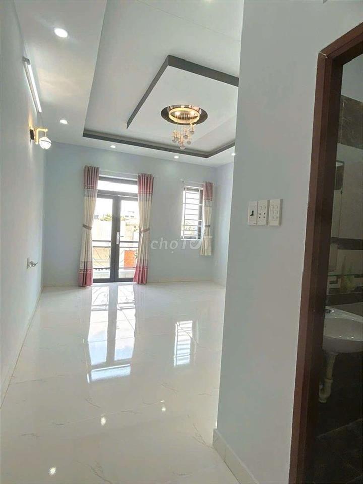 NHÀ ĐẸP 4 TẦNG 58m2 NGAY CHỢ CÂY DA SÀ,TÊN LỬA.4PN CHỈ 6,6 TỶ TL