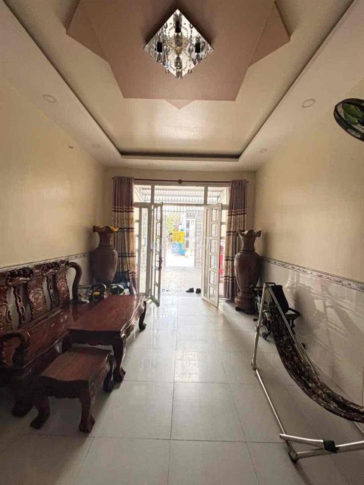 chính chủ cần bán nhà gấp HXH quân bình tan