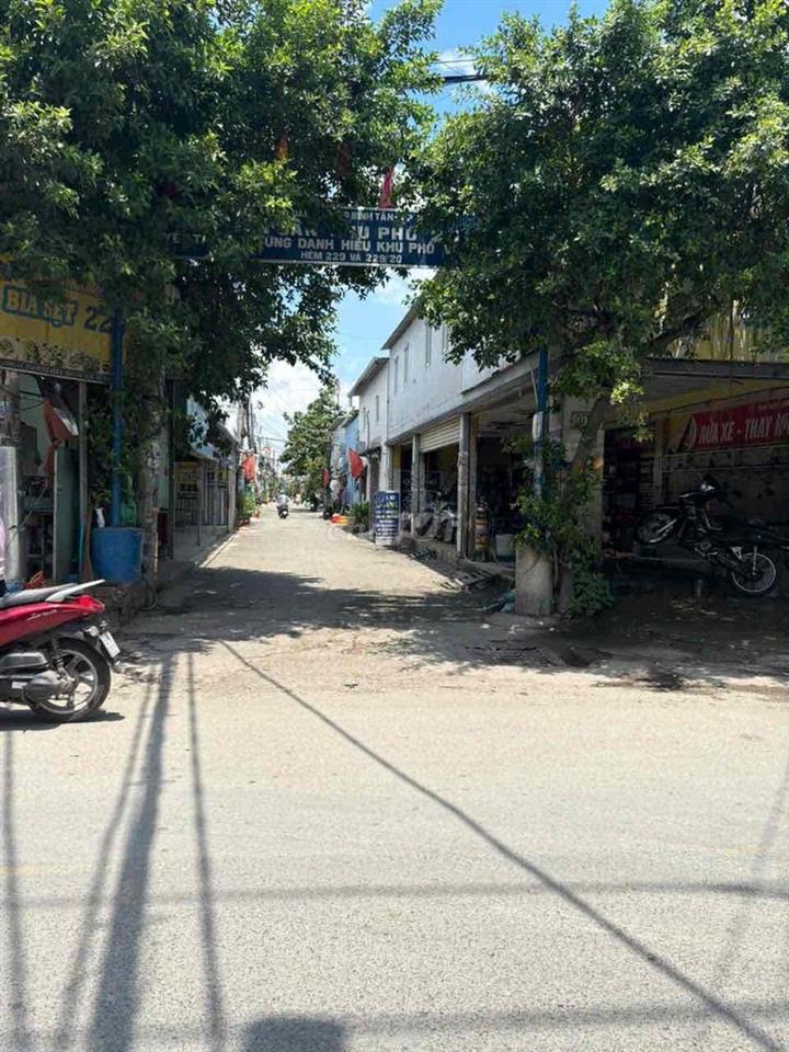 chính chủ cần bán nhà gấp HXH quân bình tan