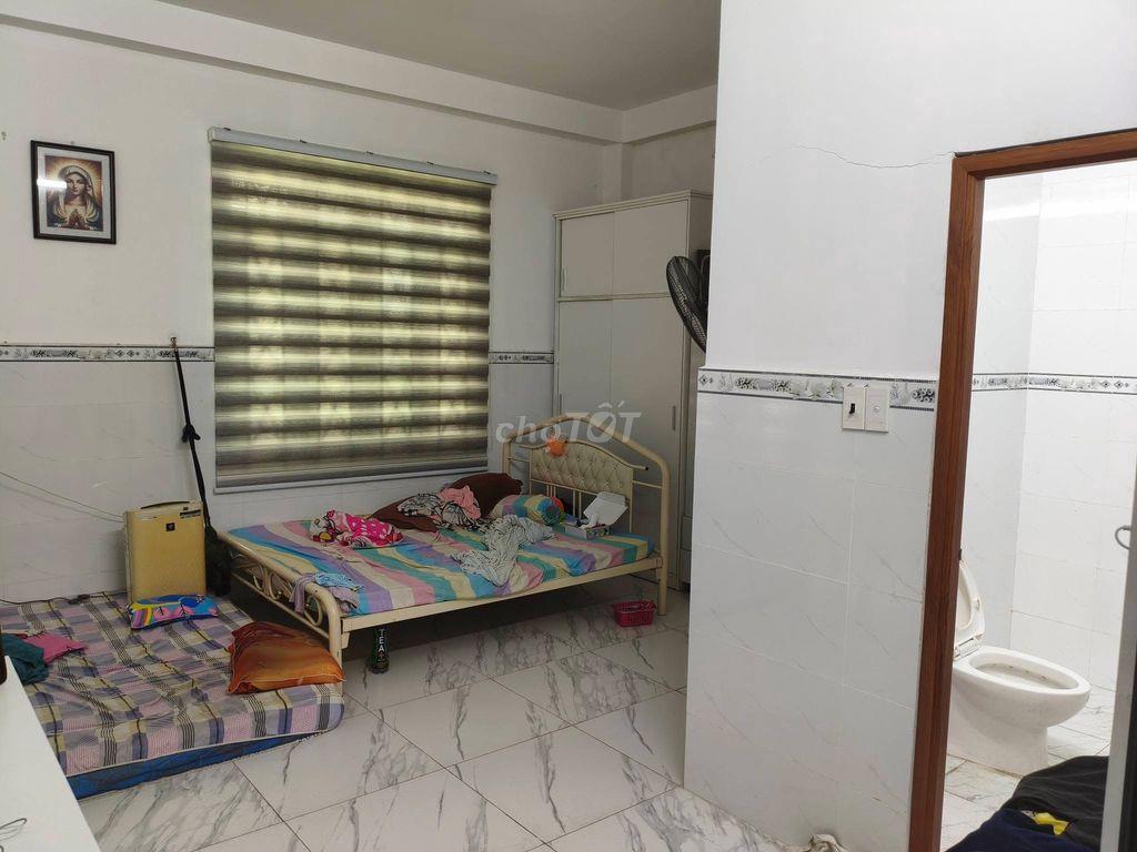Nhà mặt phố cần bán