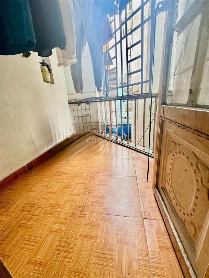 Nhà Bình Tân - 5,5m dài 7m 4 lầu 5PN ngay Tân Phú giá 3.4 tỉ - SHR